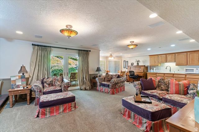 960 E PAR THREE CIR, Fruit Heights, UT 84037