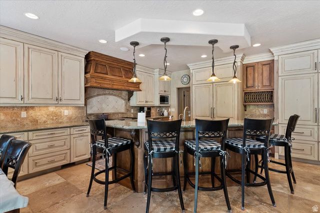 960 E PAR THREE CIR, Fruit Heights, UT 84037