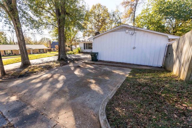 1024 clyde, Tyler, TX 75701