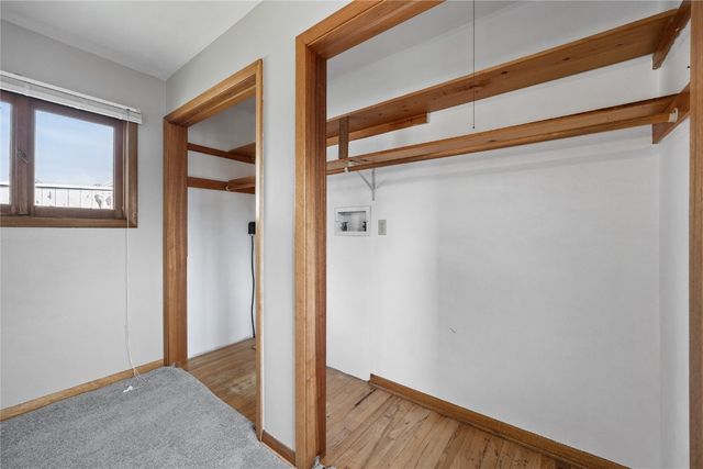 105 South Street, Urbana, IA 52345