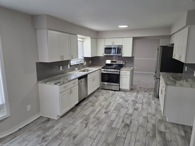 16644 Cederama Drive, Clinton Twp, MI 48038
