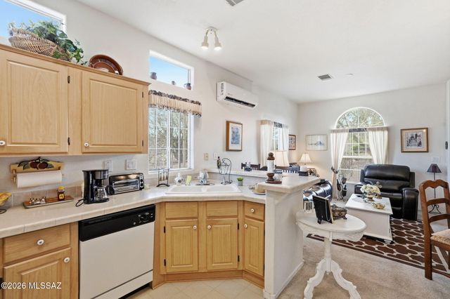 15985 S Via Ojal, Sahuarita, AZ 85629