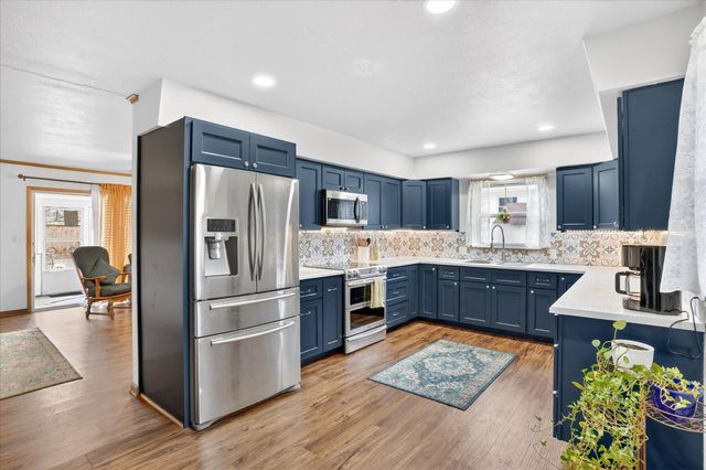 823 S Barnes Avenue, Springfield, MO 65802