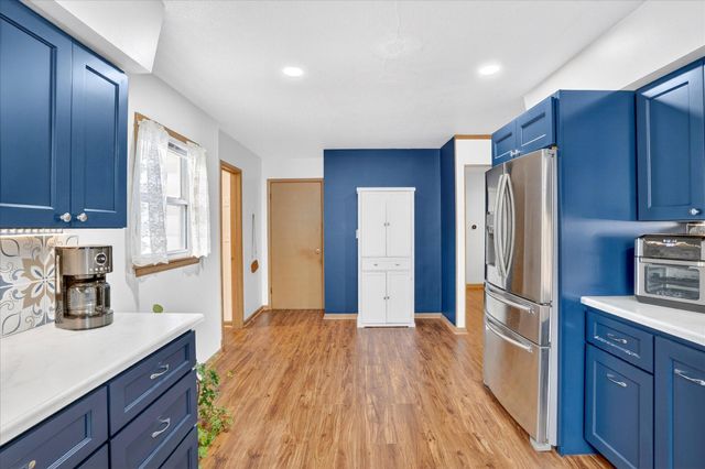 823 S Barnes Avenue, Springfield, MO 65802