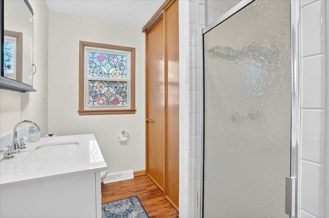 823 S Barnes Avenue, Springfield, MO 65802