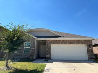 10304 Rosegreen Lane, Fort Worth, TX 76123