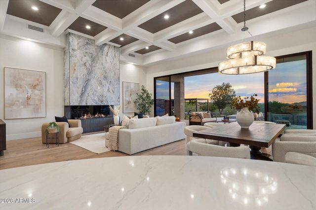 11429 E LE MARCHE Drive, Scottsdale, AZ 85255