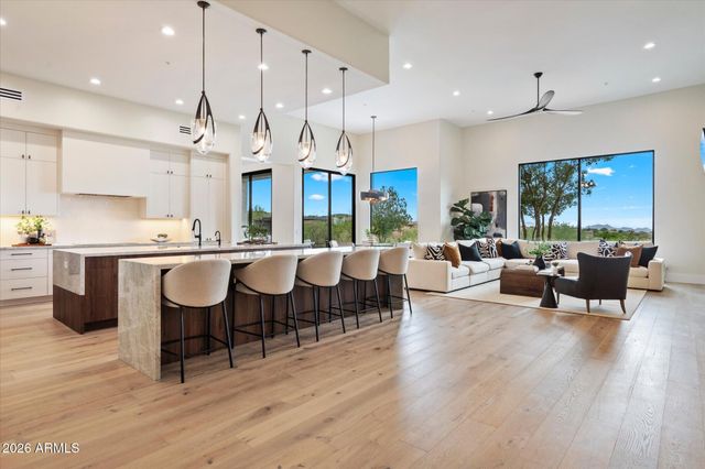 11429 E LE MARCHE Drive, Scottsdale, AZ 85255