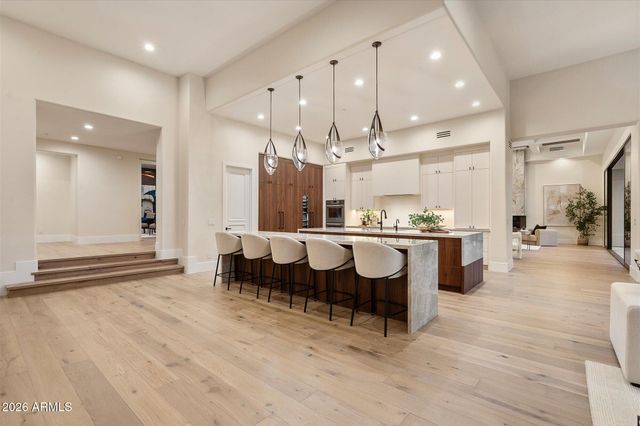 11429 E LE MARCHE Drive, Scottsdale, AZ 85255