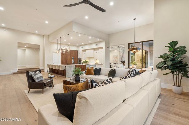 11429 E LE MARCHE Drive, Scottsdale, AZ 85255