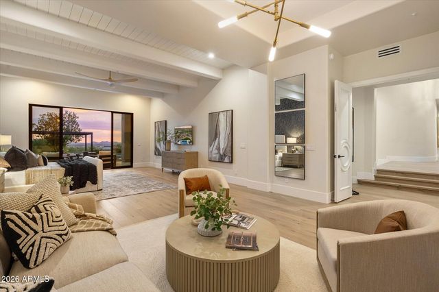 11429 E LE MARCHE Drive, Scottsdale, AZ 85255