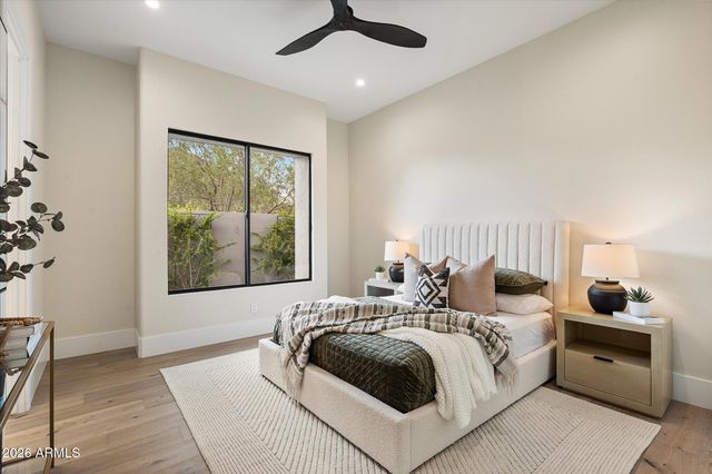 11429 E LE MARCHE Drive, Scottsdale, AZ 85255