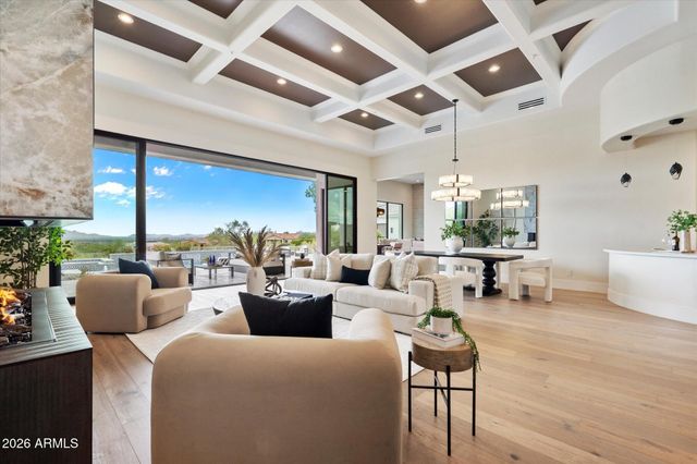 11429 E LE MARCHE Drive, Scottsdale, AZ 85255