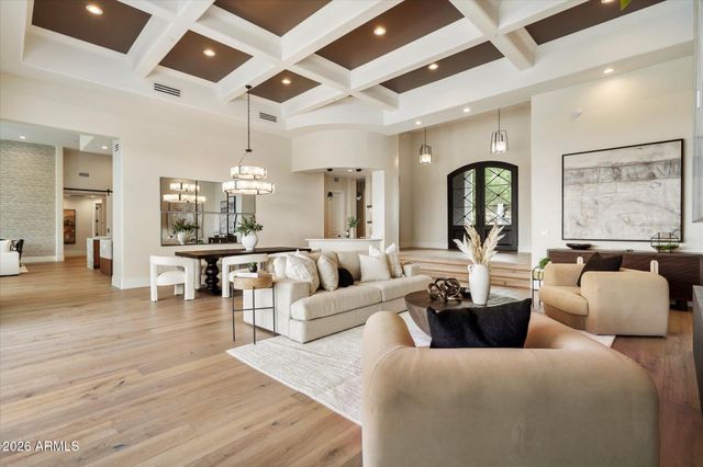 11429 E LE MARCHE Drive, Scottsdale, AZ 85255