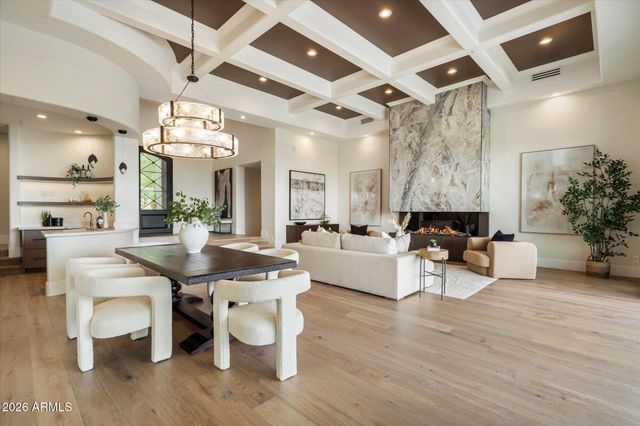 11429 E LE MARCHE Drive, Scottsdale, AZ 85255