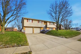1301 Nettie Drive, Miamisburg, OH 45342