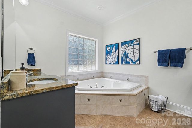 109 Whiterock Drive, Mount Holly, NC 28120