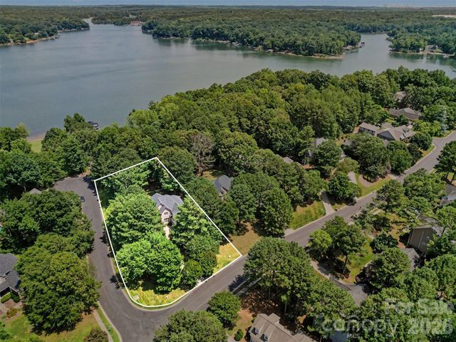 109 Whiterock Drive, Mount Holly, NC 28120