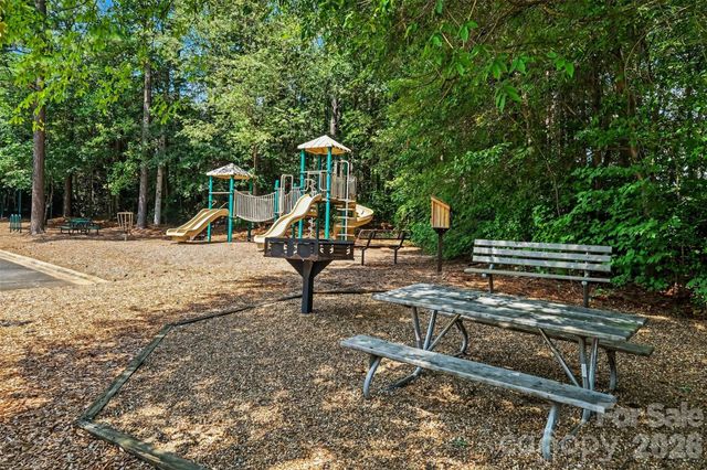 109 Whiterock Drive, Mount Holly, NC 28120