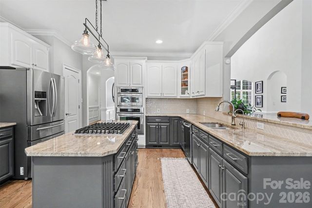 109 Whiterock Drive, Mount Holly, NC 28120