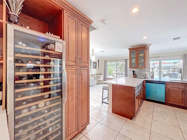 370 SE 12th Avenue, Pompano Beach, FL 33060