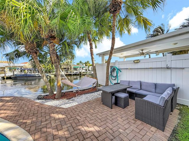 370 SE 12th Avenue, Pompano Beach, FL 33060