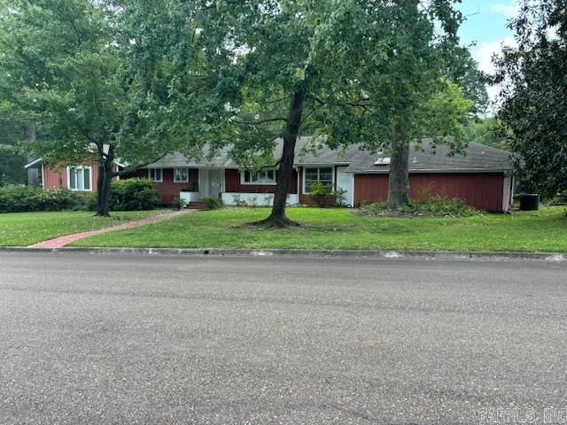 601 E 15th Street, El Dorado, AR 71730