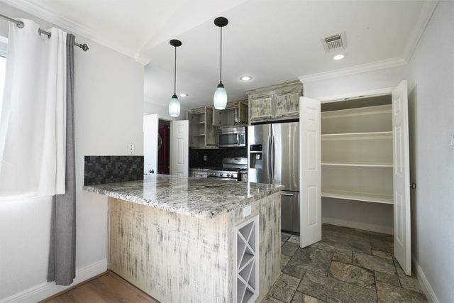 6490 Alisa Lane 622, Houston, TX 77084
