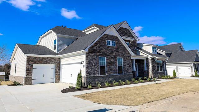 308 Harvest Point Blvd, Spring Hill, TN 37174