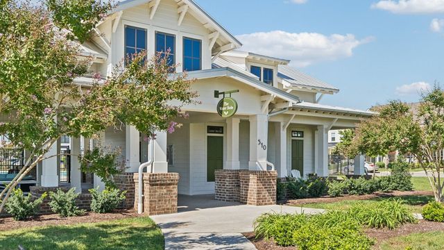 308 Harvest Point Blvd, Spring Hill, TN 37174