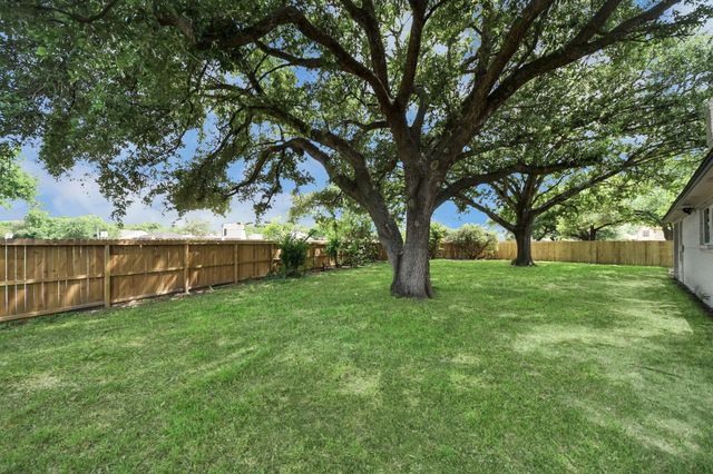 1019 Summers Drive, Missouri City, TX 77489