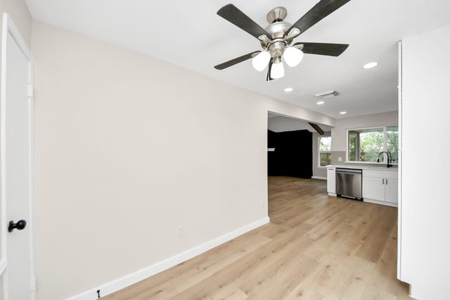 1019 Summers Drive, Missouri City, TX 77489