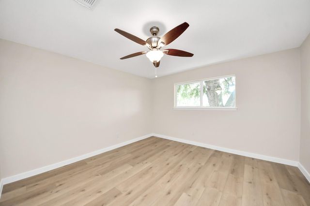 1019 Summers Drive, Missouri City, TX 77489