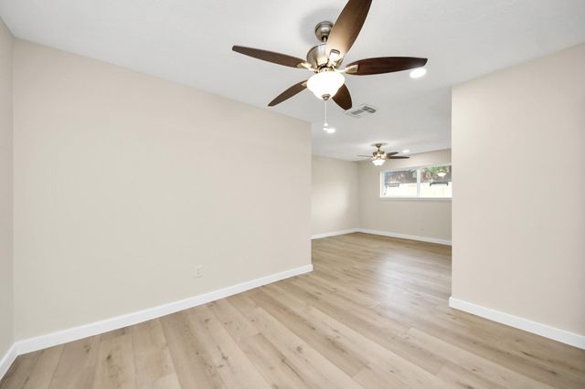 1019 Summers Drive, Missouri City, TX 77489