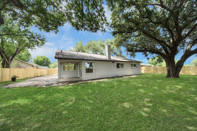 1019 Summers Drive, Missouri City, TX 77489