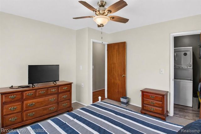 1086 Risecliff Drive, Grand Blanc, MI 48439
