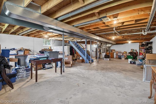 1086 Risecliff Drive, Grand Blanc, MI 48439
