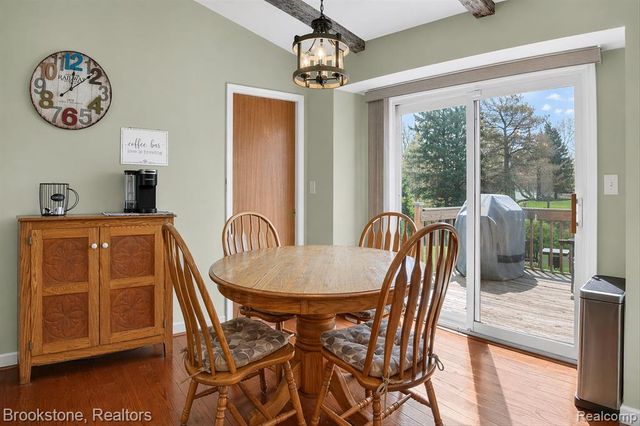 1086 Risecliff Drive, Grand Blanc, MI 48439