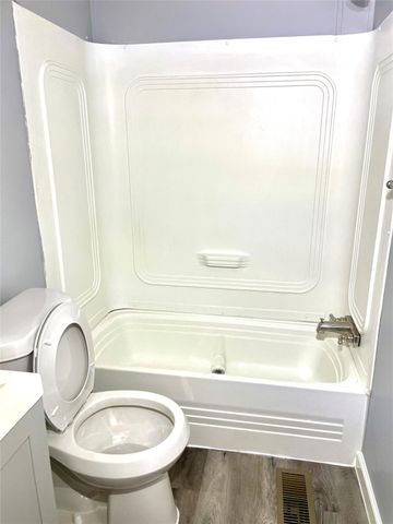 16657 E Forrestal, Montgomery, TX 77316