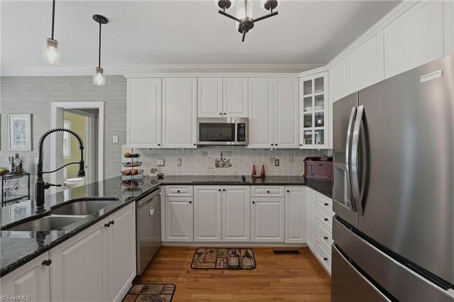 106 Keswick Drive, Advance, NC 27006
