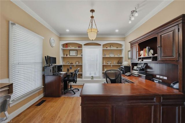 106 Keswick Drive, Advance, NC 27006