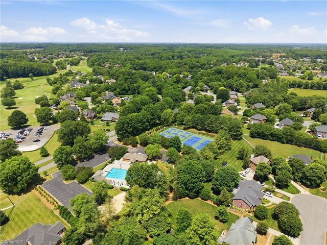 106 Keswick Drive, Advance, NC 27006