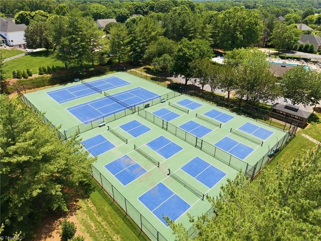 106 Keswick Drive, Advance, NC 27006
