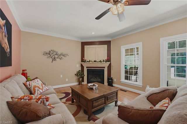 106 Keswick Drive, Advance, NC 27006