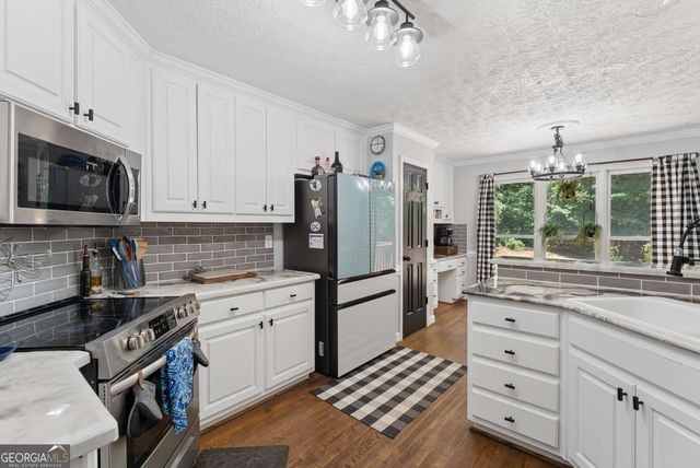 850 Ivy Ridge Drive, Loganville, GA 30052