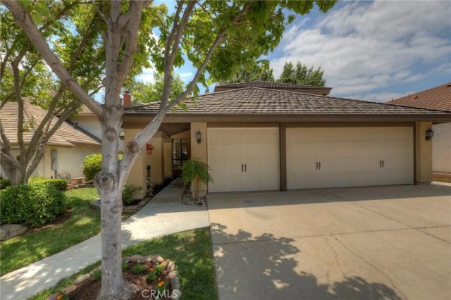 2282 Shadetree, Brea, CA 92821