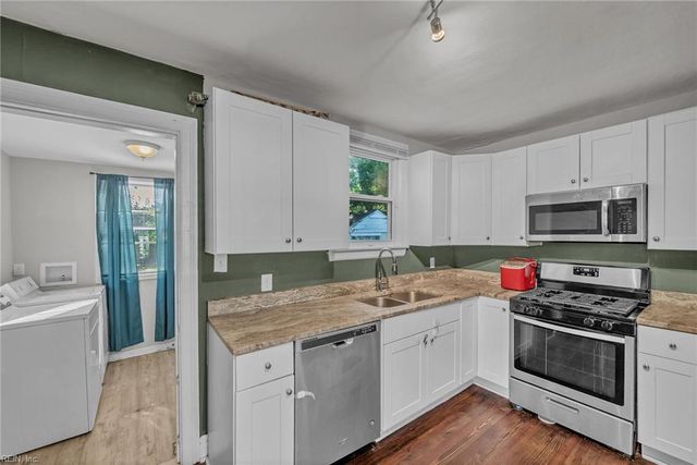 506 Homestead AVE, Hampton, VA 23661