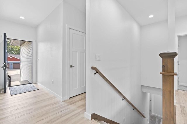 935 Hay Creek Trail, Reedsburg, WI 53959