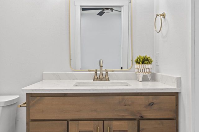 935 Hay Creek Trail, Reedsburg, WI 53959