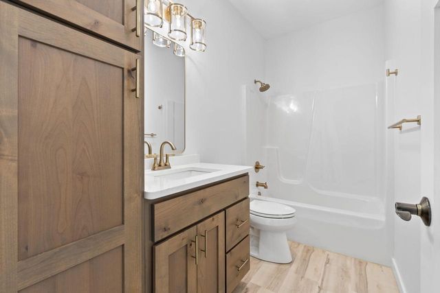 935 Hay Creek Trail, Reedsburg, WI 53959